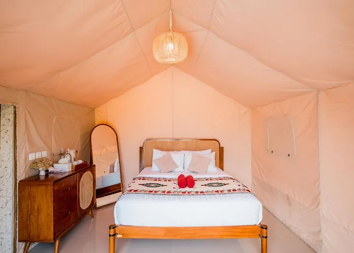 Mahe Glamping クブペンロカン